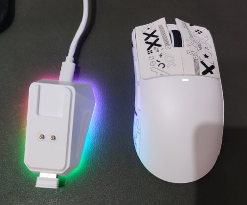 ATTACK SHARK X11 Wireless Gaming Mouse with Charging Dock - White photo review
