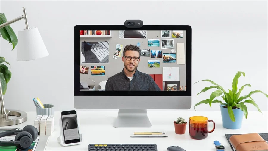 Logitech-C505e-720p-HD-Business-Webcam